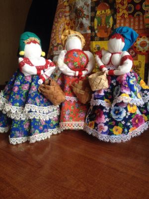 Областная выставка традиционных кукол в Ярославле